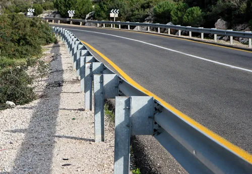 Besi Baja Rel Pengaman (Guard Rail) 2 gambar2