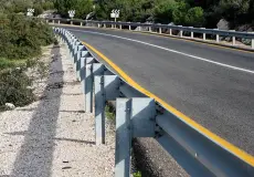 Besi Baja Rel Pengaman (Guard Rail) 2 gambar2